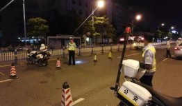 给警察爆料怎么说话呢视频,视频教学概述